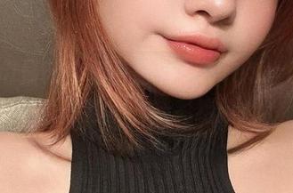 Azami最新作品图包：SiegeStringBikini诱惑四射，精彩绝伦！.txt
