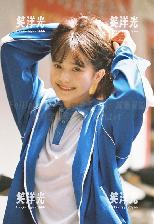 Feilin嗲囡囡 - 追寻女王气质：陈怡曼的独特定制写真作品解析.txt