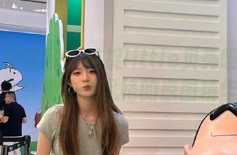 GIRLT果团网 – 捕捉little贝壳喵姐姐瞬间：分享她独特风格的原图精华.txt