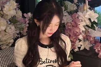 HuaYang花漾 – 不容错过的最新内衣美图，周于希sandy带你享受视觉的极致盛宴！.txt