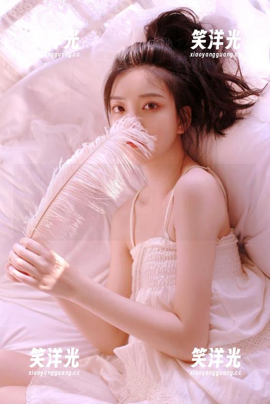 HuaYang花漾-娜露selena HuaYang花漾 - 探索最新图集,娜露selena在牛仔裤中的多元演绎,捕捉每个瞬间的动人之美,别错过!.txt