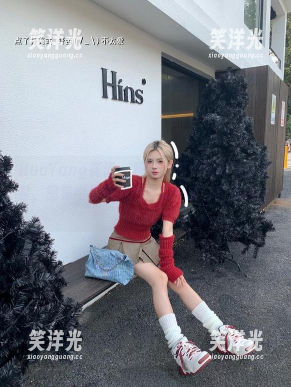 HuaYang花漾 - 穆菲菲清纯写真美图欣赏，图集中展现她的纯真气质与甜美风情.txt