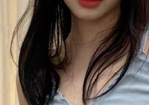 HuaYang花漾 – 许诺Sabrina私房写真大揭秘：她那双美腿背后的故事，绝对让你惊艳！.txt