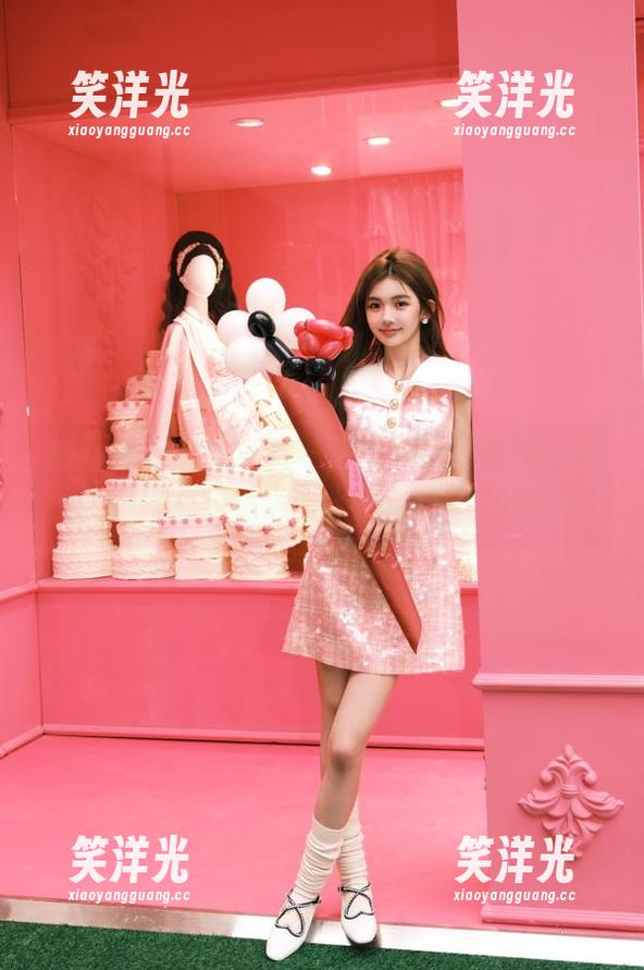 MFStar模范学院-奈美nana MFStar模范学院 - 奈美nana倾情呈现:自拍作品集精选,记录不一样的她.txt