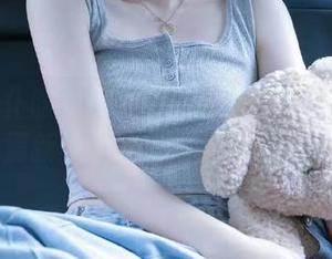 定制女仆眼镜娘写真:喵糖映画带你领略清新可爱的二次元魅力.txt