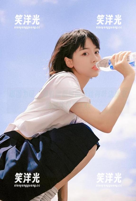 原图为证，观看喵糖映画蕾丝荷叶边泳衣的时尚风潮.txt