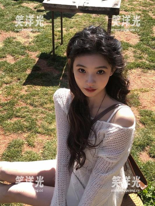 MiiTao蜜桃社 - 领略王婉悠Queen的丝袜世界：经典写真作品全集在线分享.txt