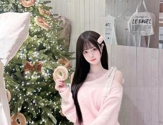 MyGirl美媛馆 – 在Abby王乔恩的浴室里：一部写真合集掀开生活的另一面.txt