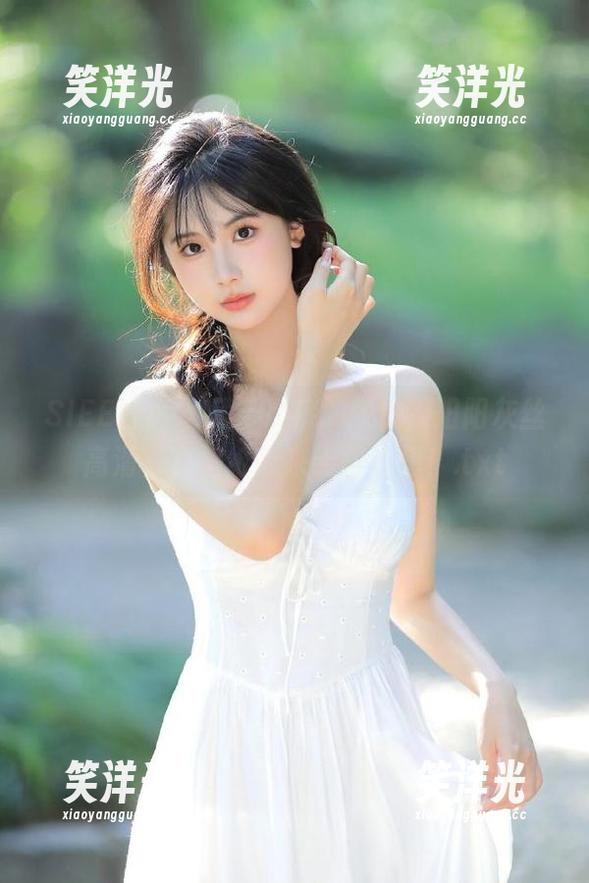 SIEE丝意-阳阳 SIEE丝意 - 藏于心底的梦想,阳阳灰丝高清写真壁纸带来无限遐想!.txt