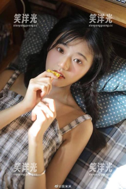 独家发布：Sonson(손손)Loozy狗狗游戏全套图包，欢笑与可爱的结合.txt