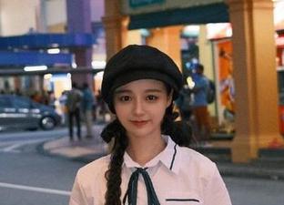 TGOD推女神 – 展现青春活力的施忆佳Kitty酱：原图与精彩校服套图全面解析！.txt