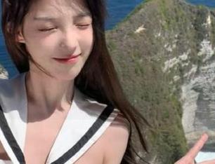 TouTiao头条女神 – 在女神刘菲菲的私拍美图中，发现不一样的清新魅力.txt