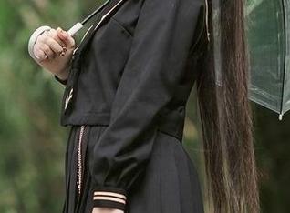 TouTiao头条女神 – 优雅娜依灵儿白裙系列，提供高清原图下载，带你走进她的世界.txt