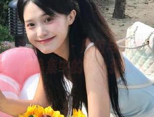 TouTiao头条女神 – 颜值与艺术的结合：杨曼妮甜心作品集中的每一张动人原图.txt