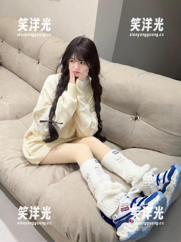 UGirls尤果网-张美荧 UGirls尤果网 - 张美荧短裙定制作品,展现青春活力与优雅气质.txt