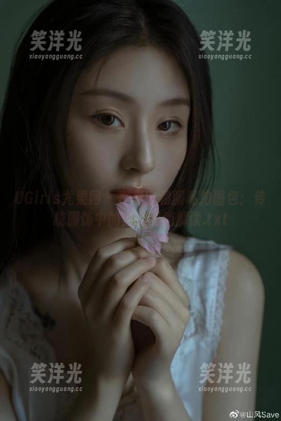UGirls尤果网 - 李思宁和服私拍图包：传统服饰中的当代时尚解读.txt