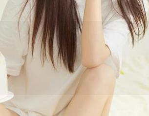 UGirls尤果网 – 清凉一夏，杨乔之泳池图集分享：让每一景都充满活力与色彩！.txt