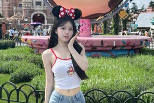 UGirls尤果网 – 漫步青春：下载王瑞儿JK套图，体验她不同风格的美丽瞬间！.txt