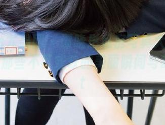 UGirls尤果网 – 谭晓彤私房写真大揭秘：旅拍中那些不可或缺的美丽瞬间与故事.txt