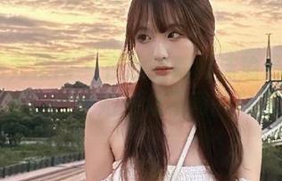 UGirls尤果网 – 在线追踪韩沫瑜最新高清睡衣写真，感受她与众不同的风格！.txt