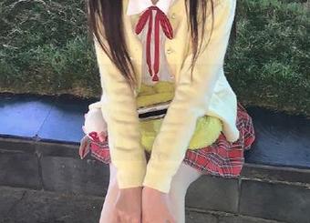 UGirls尤果网 – 颜亦汐的美足写真集上线，免费下载让你万众瞩目.txt