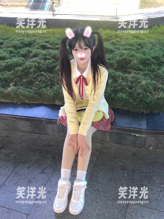 UGirls尤果网 - 颜亦汐的美足写真集上线，免费下载让你万众瞩目.txt