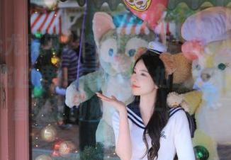 UGirls尤果网 – 梦幻般的走入飞Angelababy的世界：白衬衫私拍套图揭示你未曾见过的她的另一面.txt