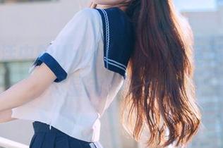 优雅生活中的Uhye(이유혜)浴室福利图片，尽显完美姿态.txt