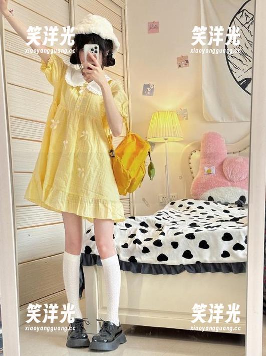 美图再现：Vinnegal蕾泽女仆的精选摄影揭秘她的独特气质.txt