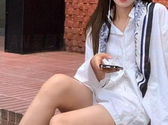 XINGYAN星颜社 – 李丽莎的全套自拍写真：她用镜头捕捉了你想象不到的自己！.txt