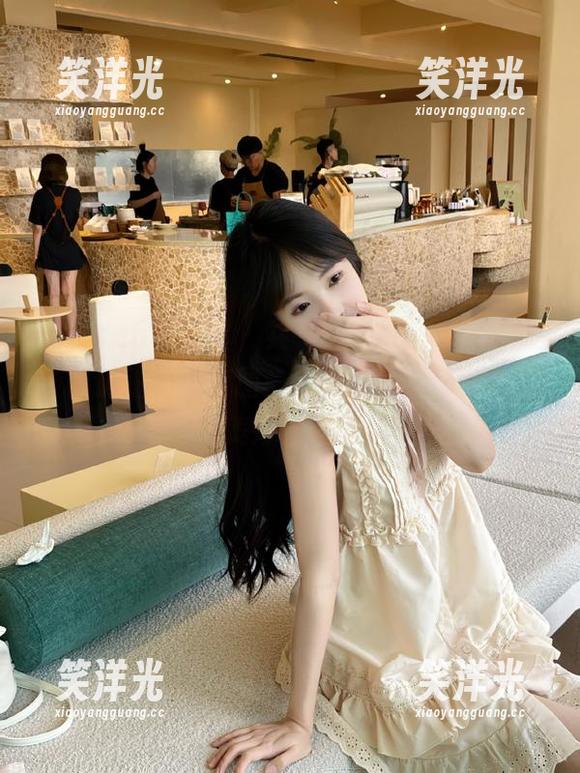 Xiuren秀人网-Cherry樱桃酱 Xiuren秀人网 - 共享Cherry樱桃酱的厦门旅拍高清套图,记录每一个动情瞬间的美妙景致.txt