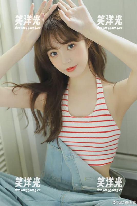 Xiuren秀人网-K8傲娇萌萌Vivian Xiuren秀人网 - 探索K8傲娇萌萌Vivian私房美腿图集,感受她青春洋溢的独特风范.txt