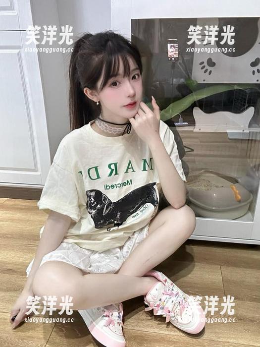 Xiuren秀人网 - 脱离自嘲的“summer宝宝”，白裙写真更新，图片中的我依旧纯真，欢迎来探讨！.txt