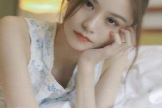 Xiuren秀人网 – 小薯条nienie裸足写真作品集，融入自然的视觉盛宴，绝不能错过的资源！.txt