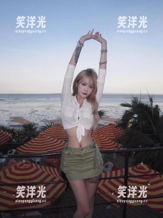 Xiuren秀人网 - 免费享受少女心雪雪裸足写真美图，留住每一个温柔的瞬间.txt