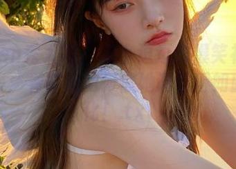 Xiuren秀人网 – 是小逗逗的爆笑礼服美图图集：看时尚如何被她调侃得如此生活化！.txt