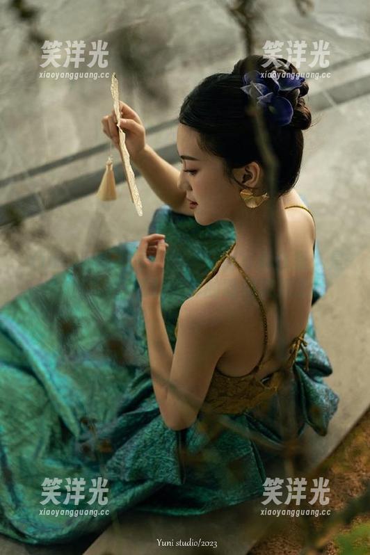 Xiuren秀人网-是小逗逗 Xiuren秀人网 - 白丝私房写真合集:是小逗逗带你领略别样的时尚风采.txt