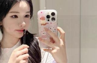 Xiuren秀人网 – 是小逗逗的高清睡衣写真分享，带你领略不一样的静谧之美.txt