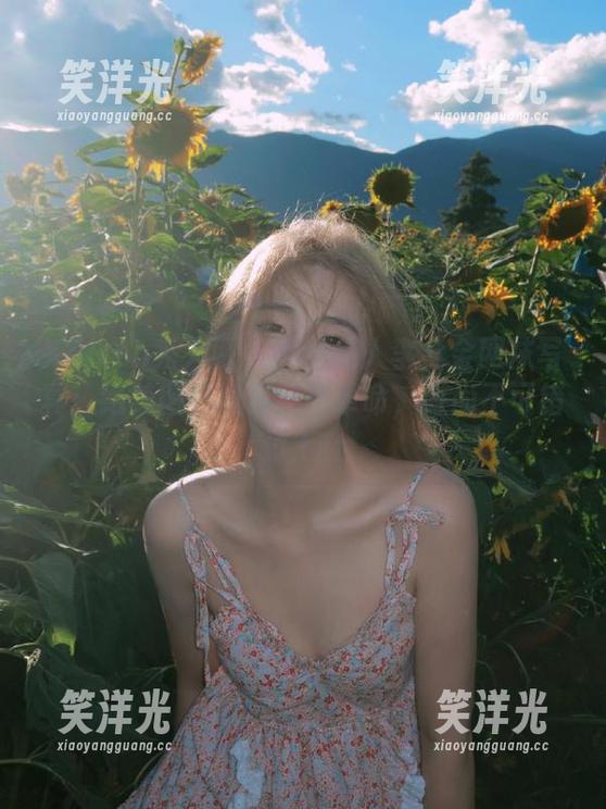 Xiuren秀人网-李金金 Xiuren秀人网 - 网络红人李金金网袜写真:绝美图包掀起风格革命,时尚不可错过.txt