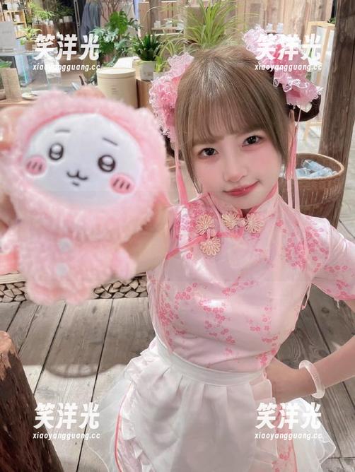 Xiuren秀人网-李雅柔182CM Xiuren秀人网 - 看完李雅柔182CM的万宁旅拍图集,心里只有一句话:太美了!.txt