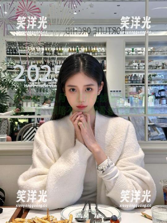 Xiuren秀人网 - 打开在线柚子178学妹写真合集，领略不一样的青春气息与风格.txt