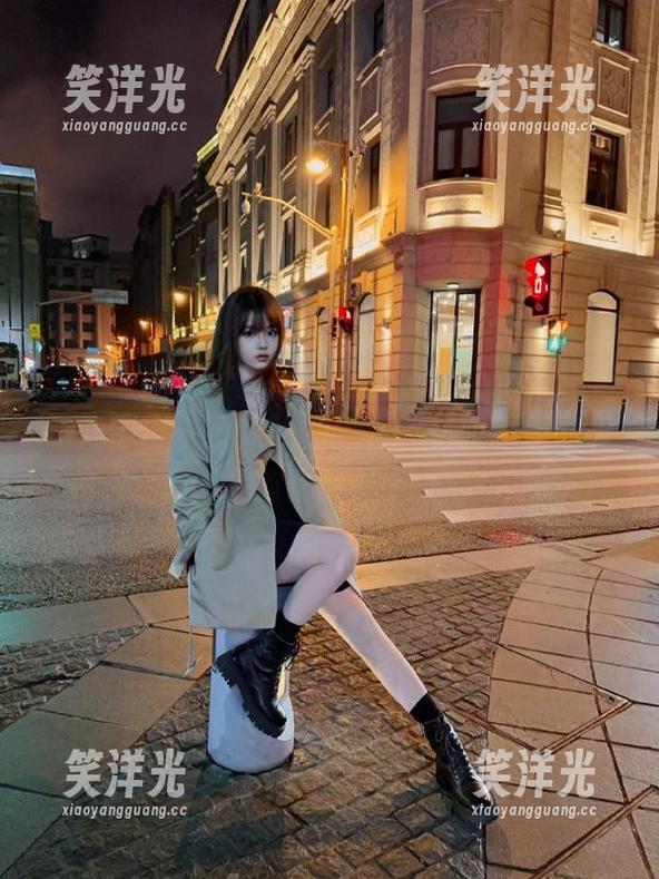 Xiuren秀人网-许诺Sabrina Xiuren秀人网 - 当许诺Sabrina遇上运动,画出一系列让你想去健身而不是吃薯片的作品!.txt