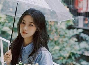 Xiuren秀人网 – 领略谭睿琪Ailsa的迷人风采，精选连衣裙套图让你感受魅力无限的时刻。.txt