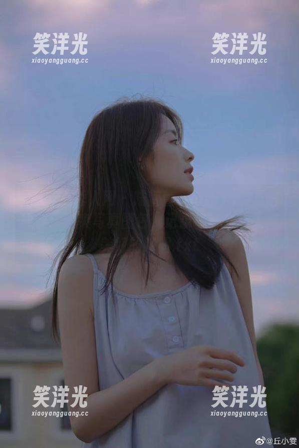 Xiuren秀人网 - 陆萱萱cecillia的夏日故事：清爽写真图包，记录每一个动人与美好的瞬间.txt