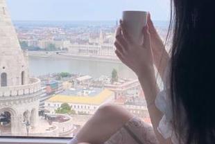 Xiuren秀人网 – 黄可Christine连体衣写真精选：展现女性优雅气质的完美作品集.txt
