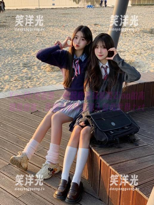 YouMi尤蜜荟 - 一起欣赏战姝羽Zina的高跟鞋故事：原图分享带你进入时尚世界.txt
