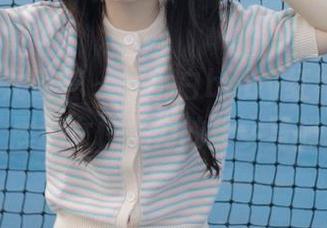 YouMi尤蜜荟 – 樱小白baby红裙私拍图包，展现女性魅力的真实写照.txt