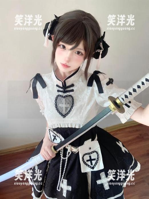 beautyleg - 私拍镂空盛宴：Jennifer用美图述说的那些不为人知的心灵故事.txt
