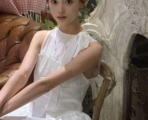 beautyleg – 尽情欣赏Leonie的御姐写真，优雅的美图打破传统审美界限.txt