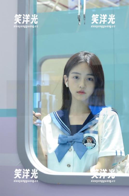 beautyleg - 十分诱惑的Lina泳衣图片，完美演绎无圣光之美，带你感受夏日清凉.txt